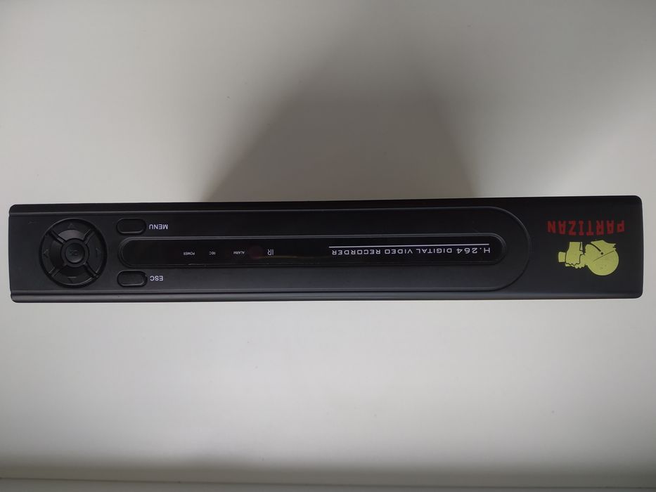 Регистратор Partizan ADM-816V 1.0