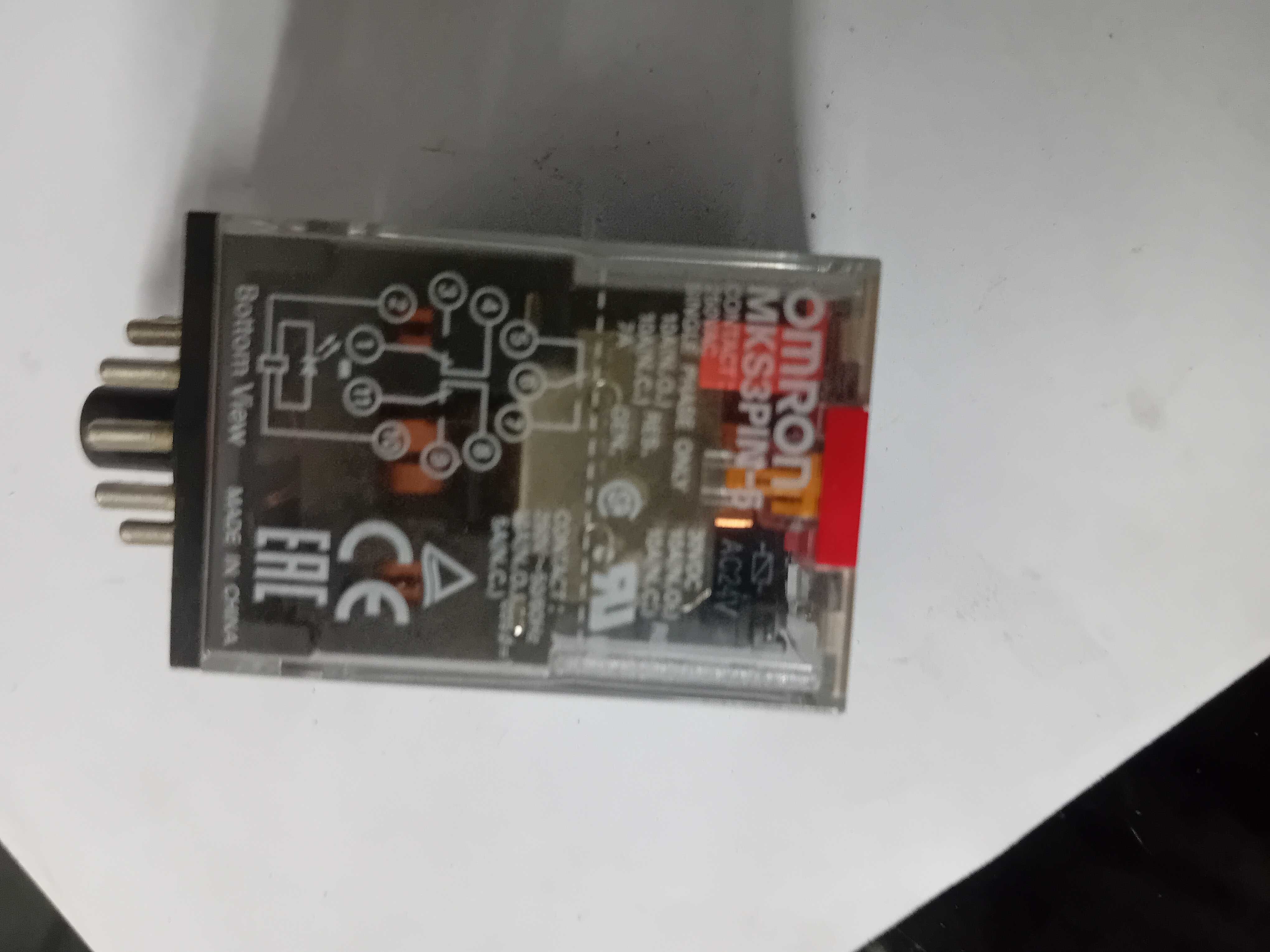10 Relés  Omron 24 V AC , novos