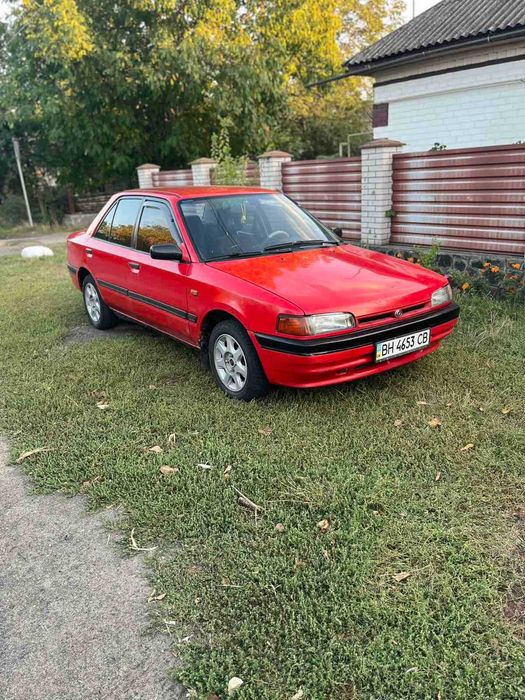 Продам мазду 323. Бершадь.