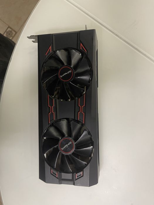 Продаю видеокарту Sapphire PULSE RX VEGA 56 с 8 ГБ