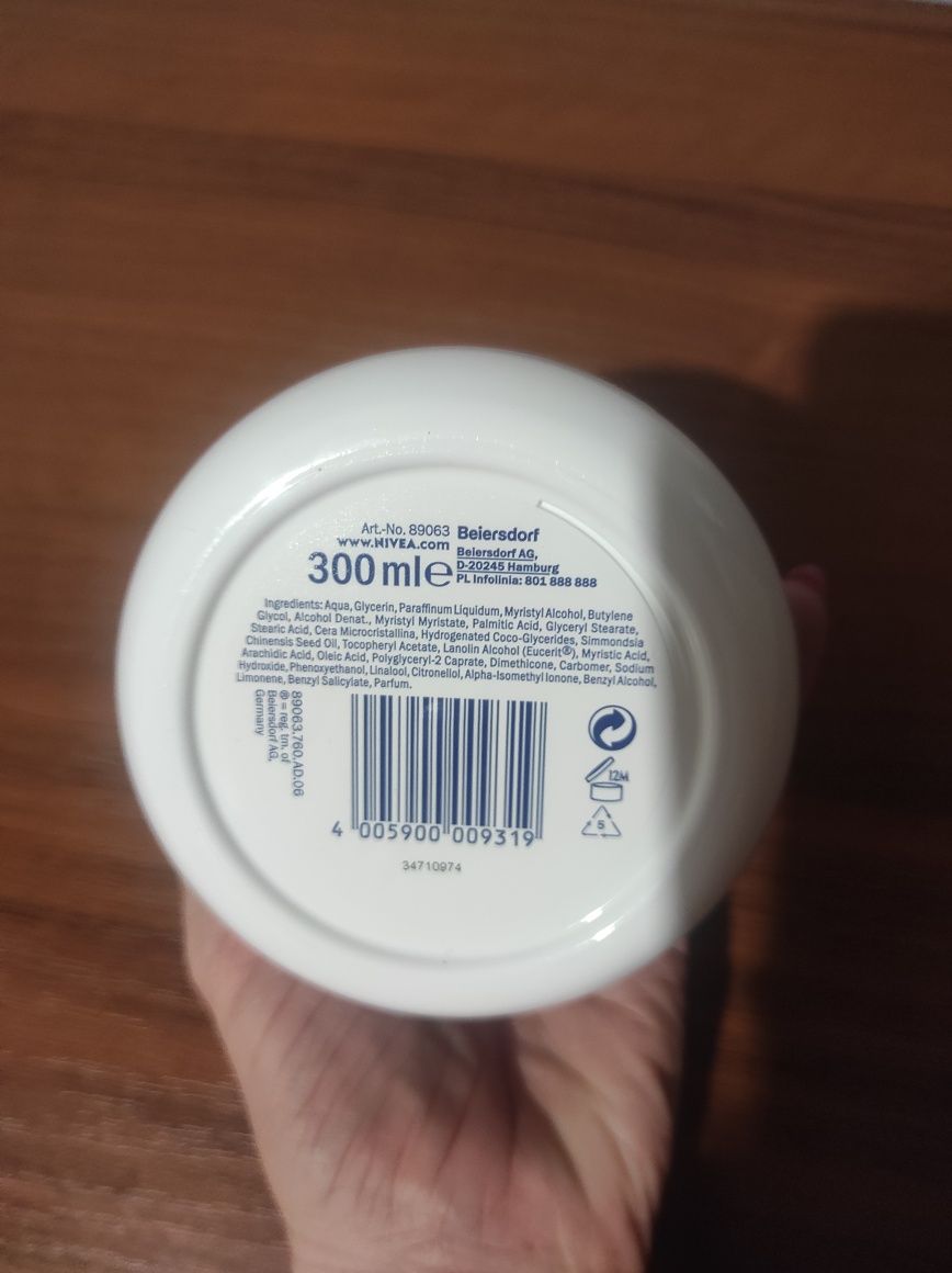 Krem Nivea soft 300ml