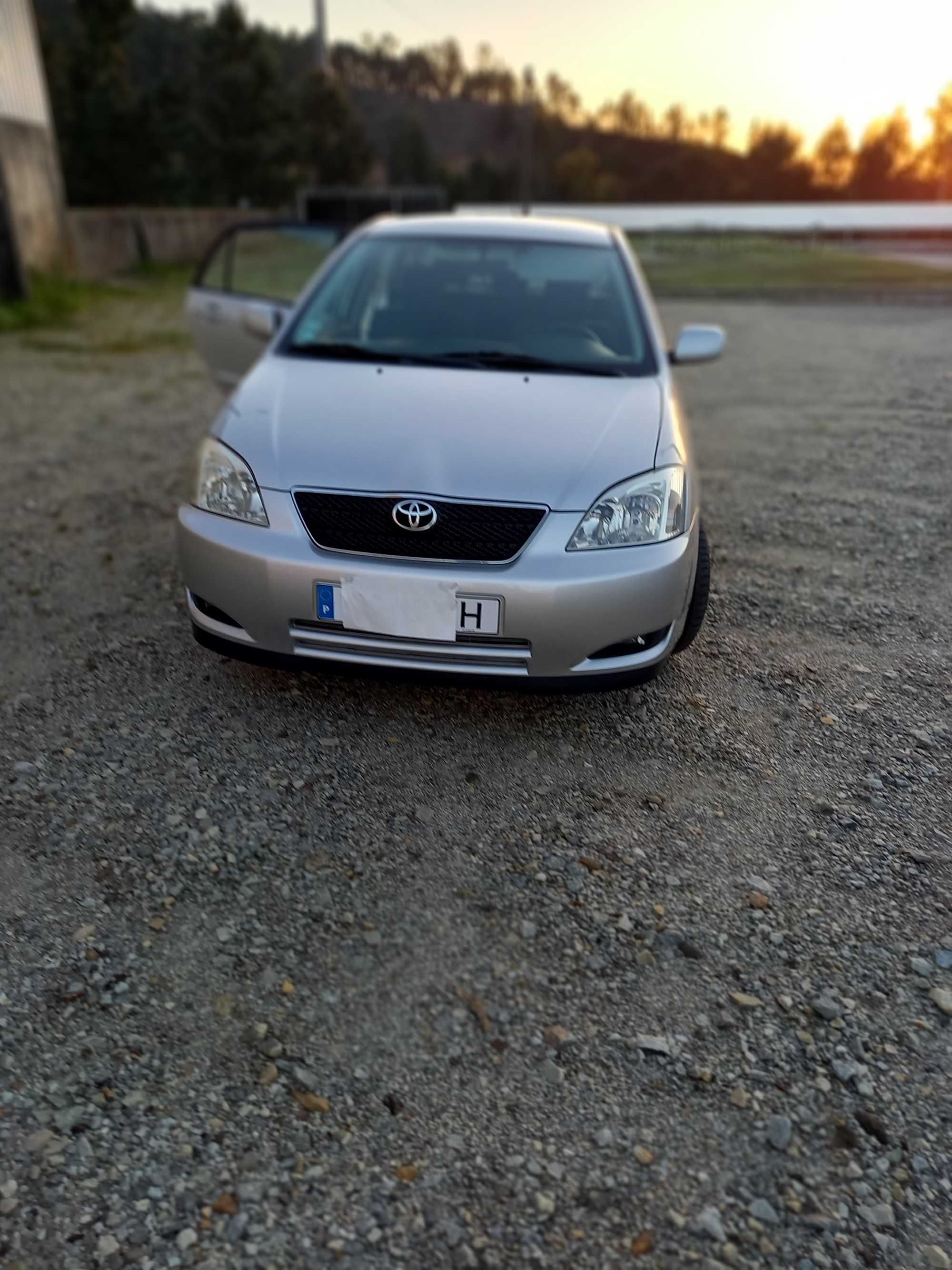 Vendo toyota corola 1400vvti a gasolina