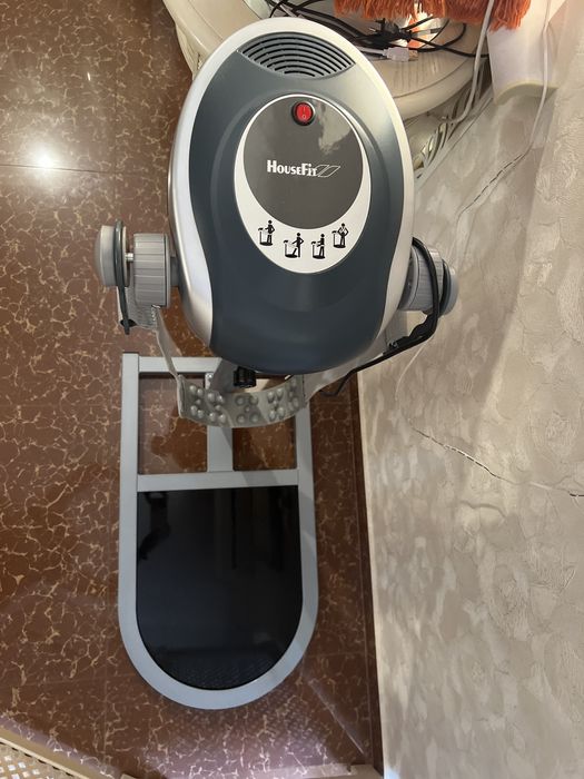 Вибромассажер HouseFit HM30042