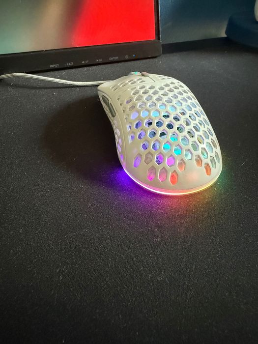 Komputer bardzo polecam!!