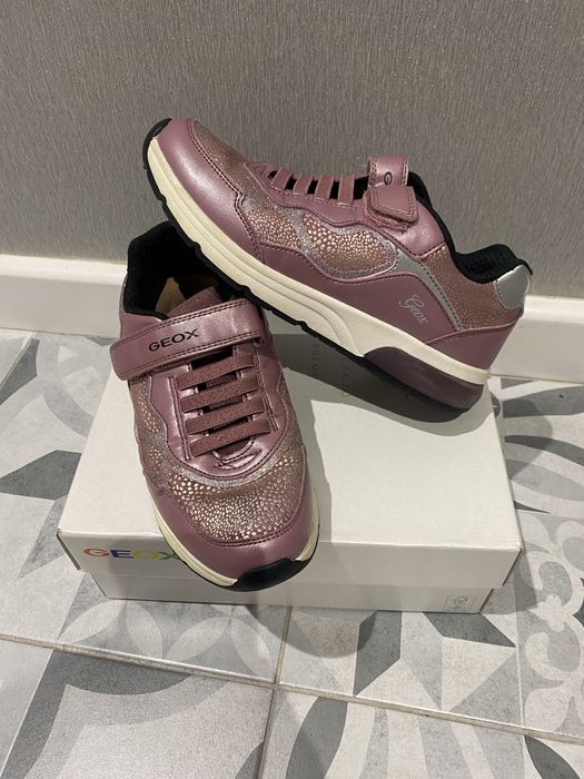 Кросівки geox 35 розмір