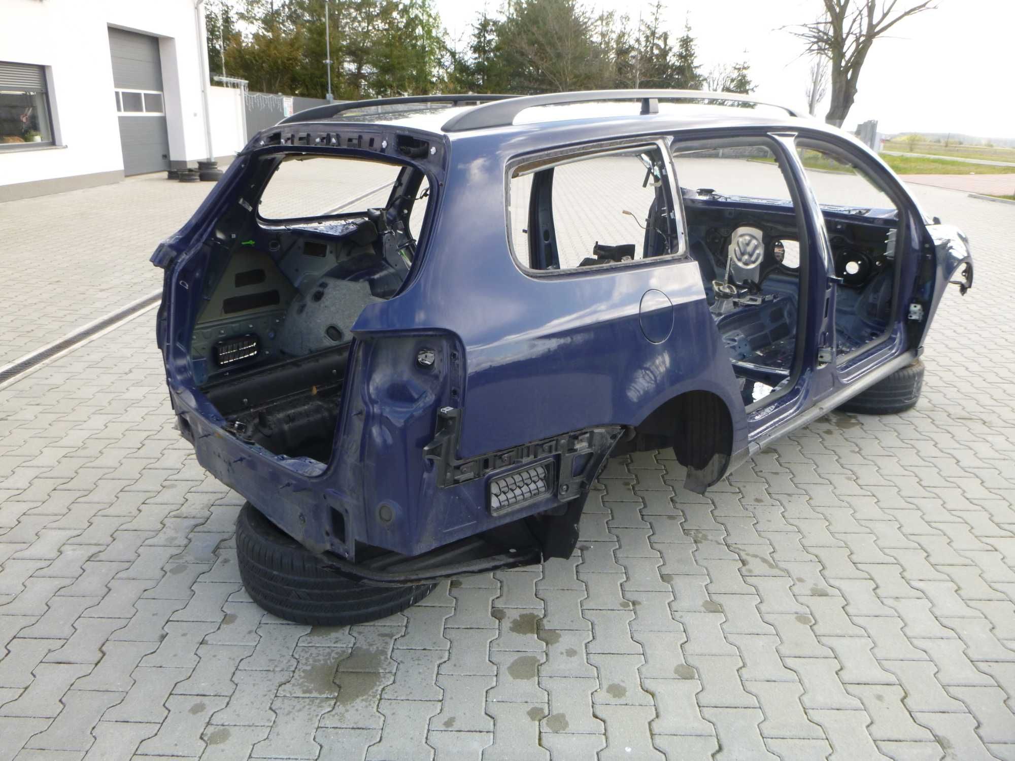 Błotnik tylny prawy ( ćwiartka ) Volkswagen Passat B6 (2005 - 2010r.)