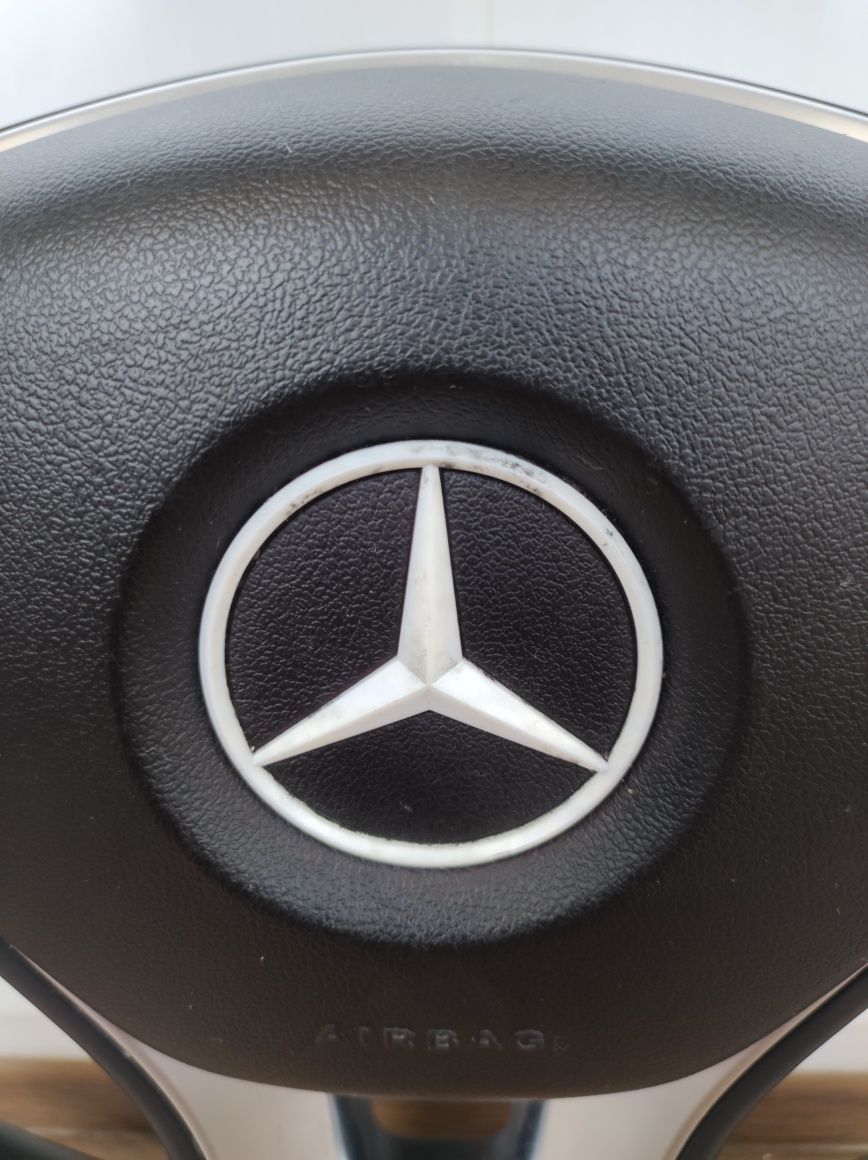 Руль Mercedes w218, w212, w207, w204