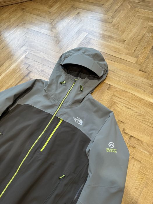 Вітровка the north face SUMMIT SERIES GORE TEX Pro Розмір: L-XL