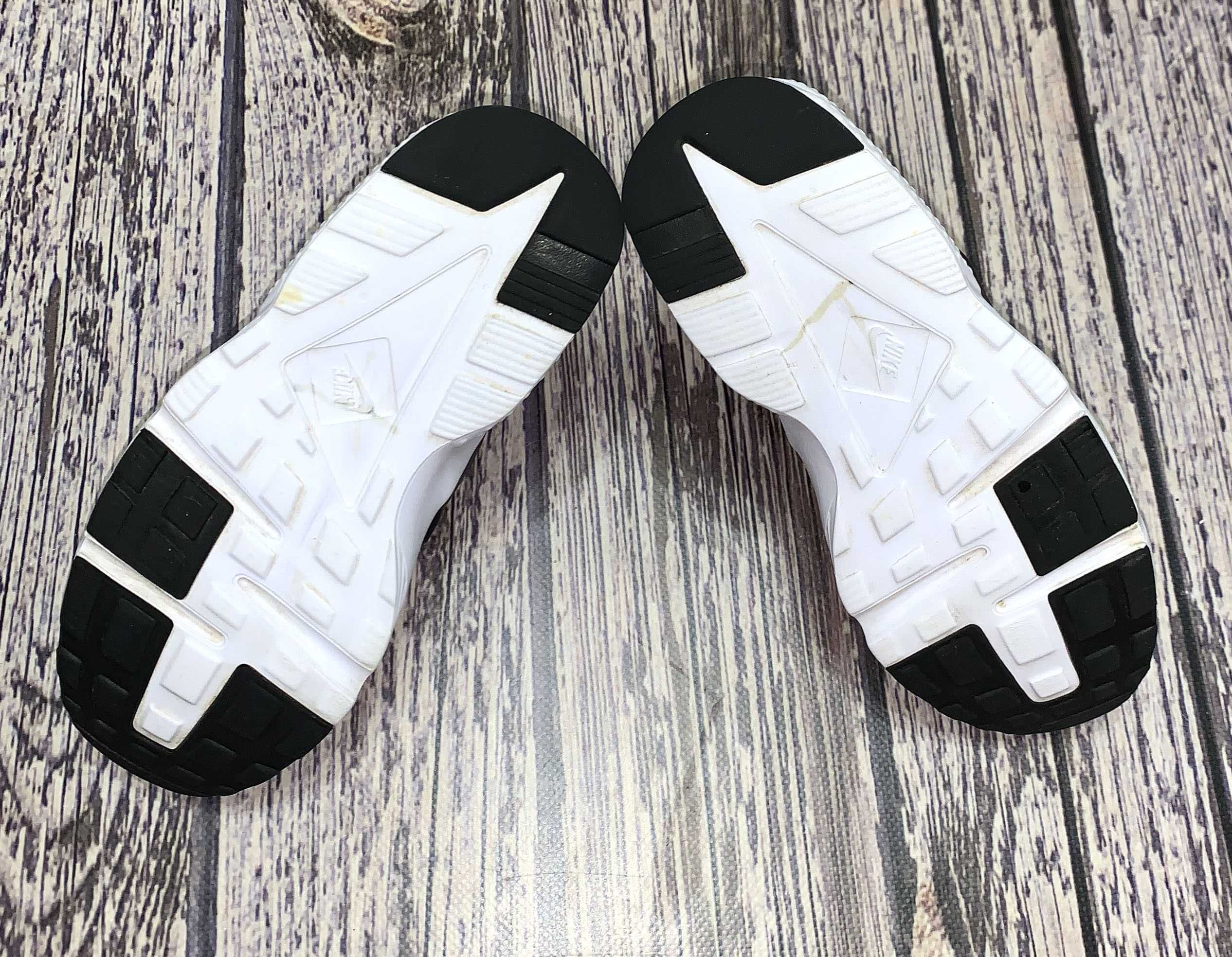 Кроссовки Nike  для ребенка, размер 34-35 (22,5 см)