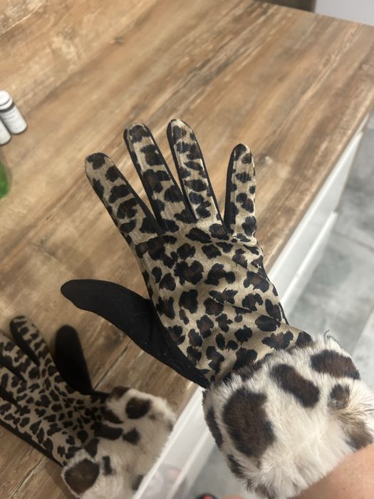 Rekawiczki w panterke z futerkiem