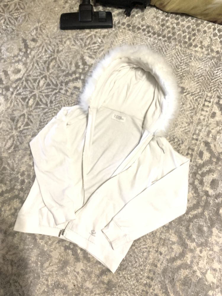 White zip-hoodie swag с мехом