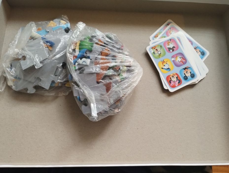 Puzzle Myszyka Miki plus karty Piotruś