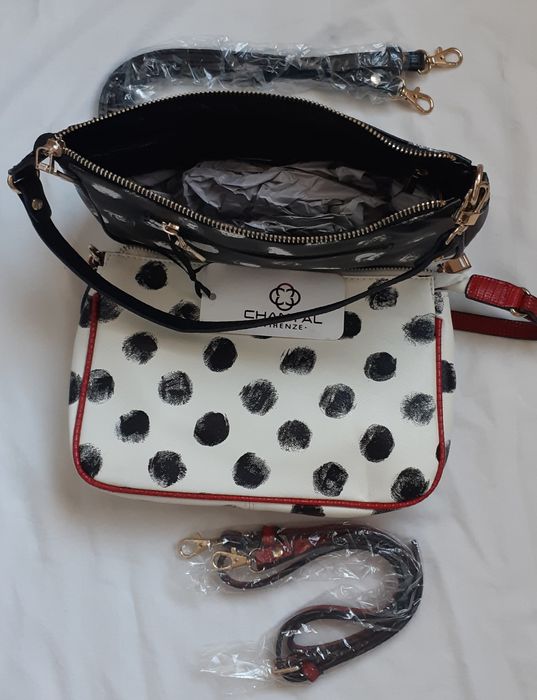 Duas bolsas pequenas