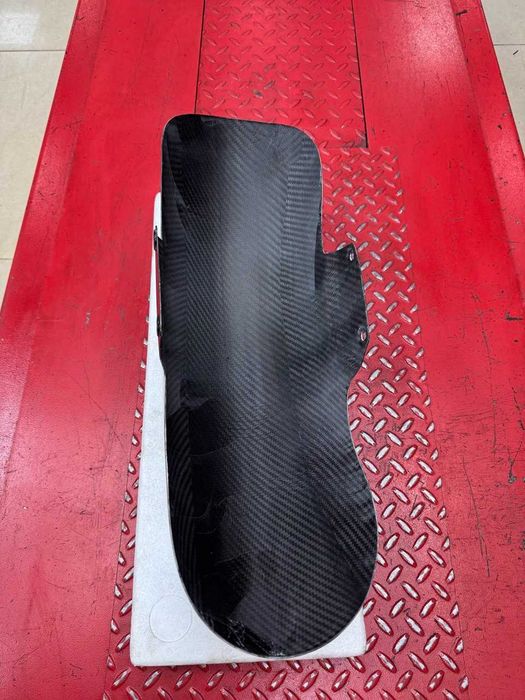 Harley Davidson Touring 2008-2023 Real Carbon Fiber переднє крило