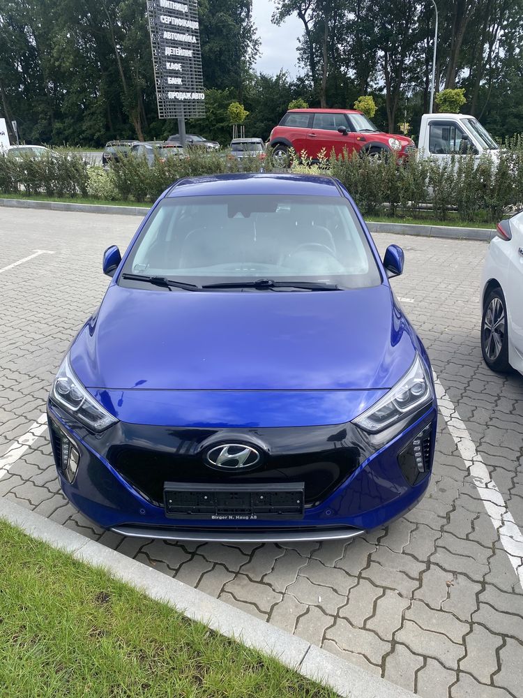 Hyundai Ioniq 28 кВ electric 2019