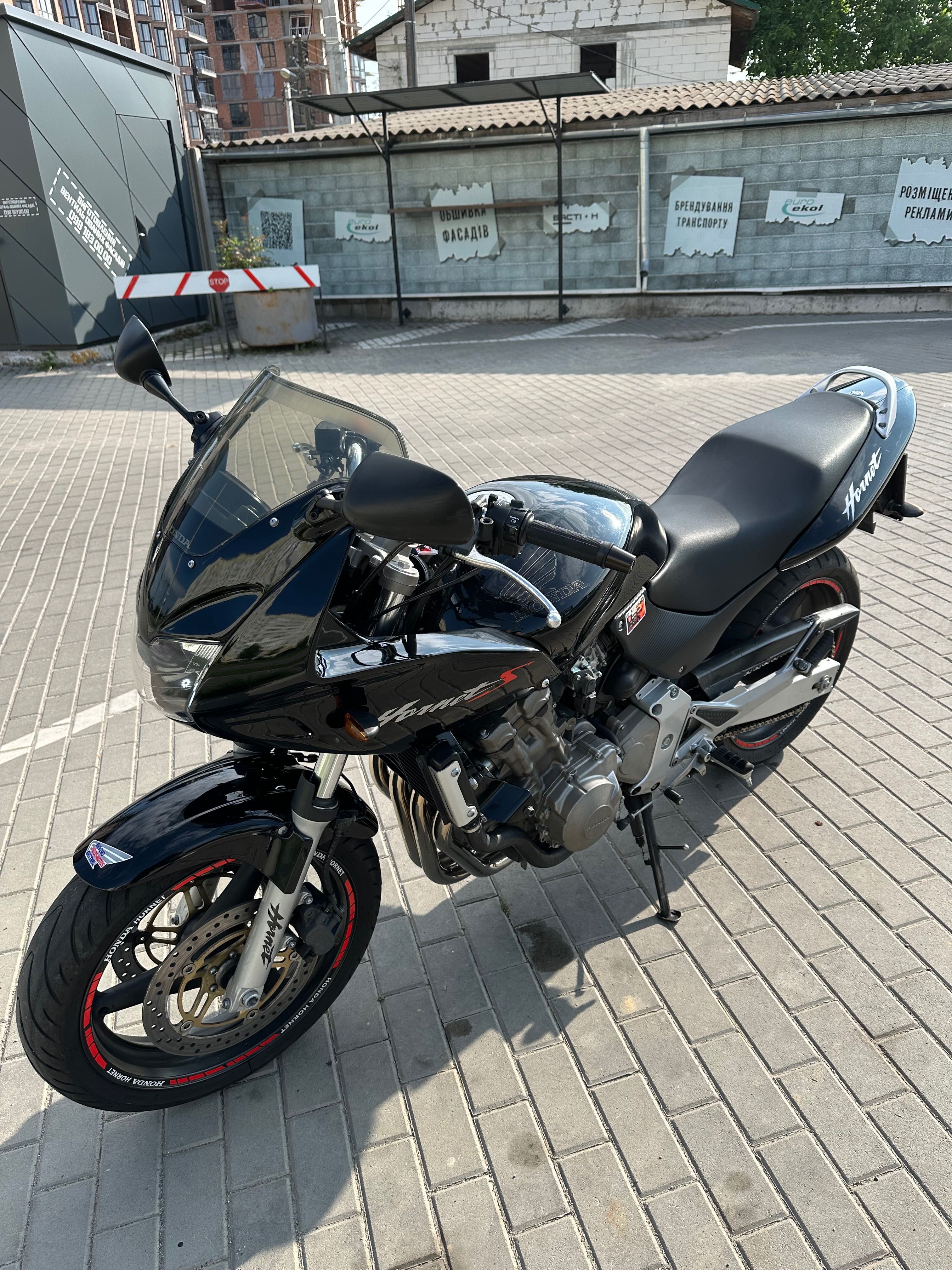 Honda hornet 600s