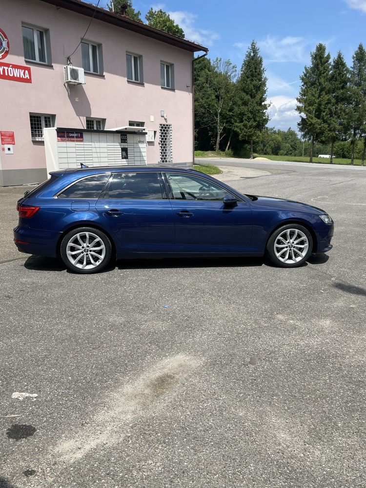Audi a4 b9 s-tronic matrix alcantara 2017 full led bezwypadkowa