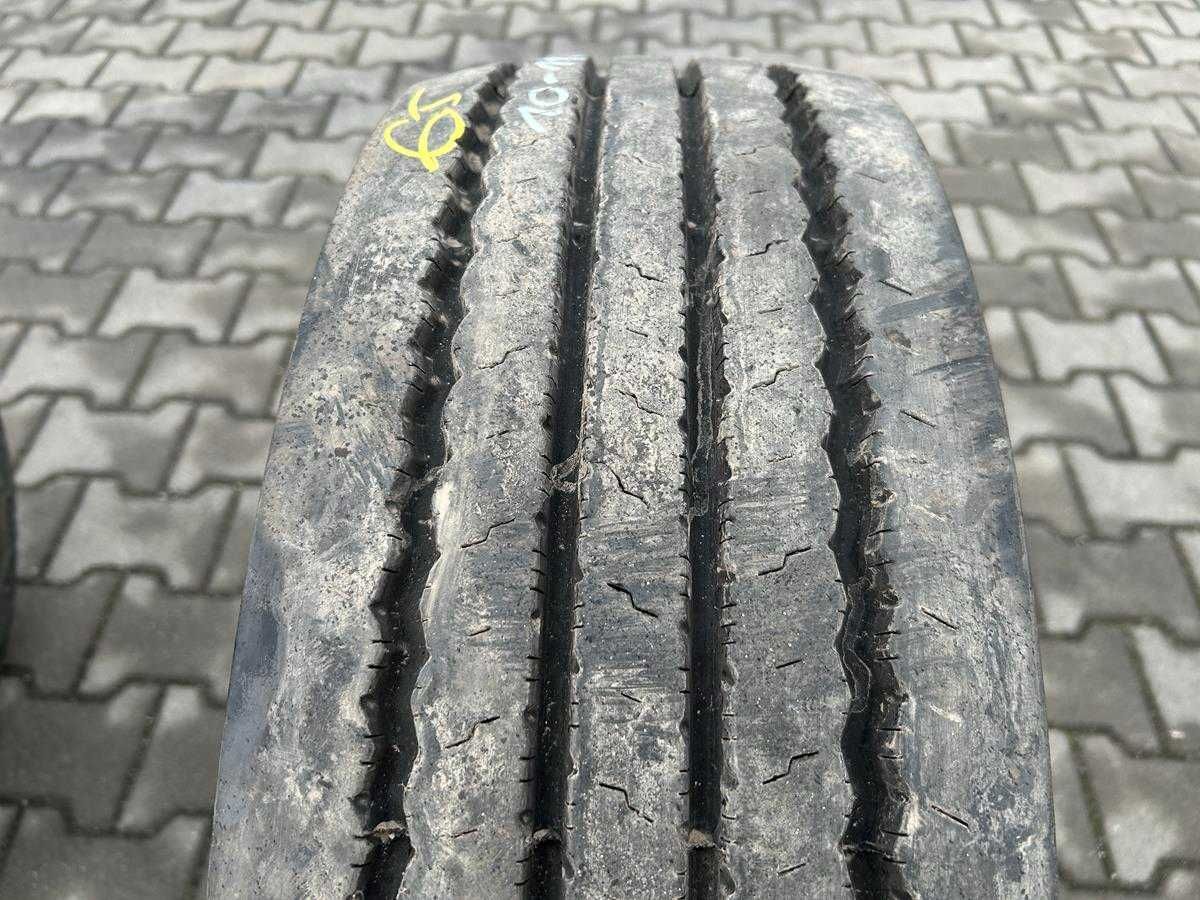 Opona używana ciężarowe przednia  245/70R17.5 PIRELLI FR85 AMARANTO