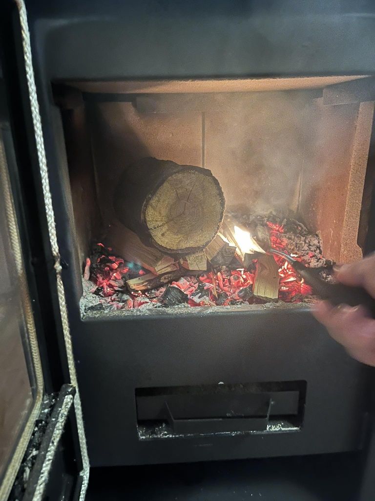 Piec kominkowy kominek z szybą koza stalowy 6.8kW wolnostojący