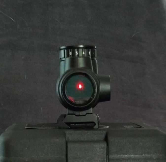 Коліматорний приціл  TRIJICON MRO