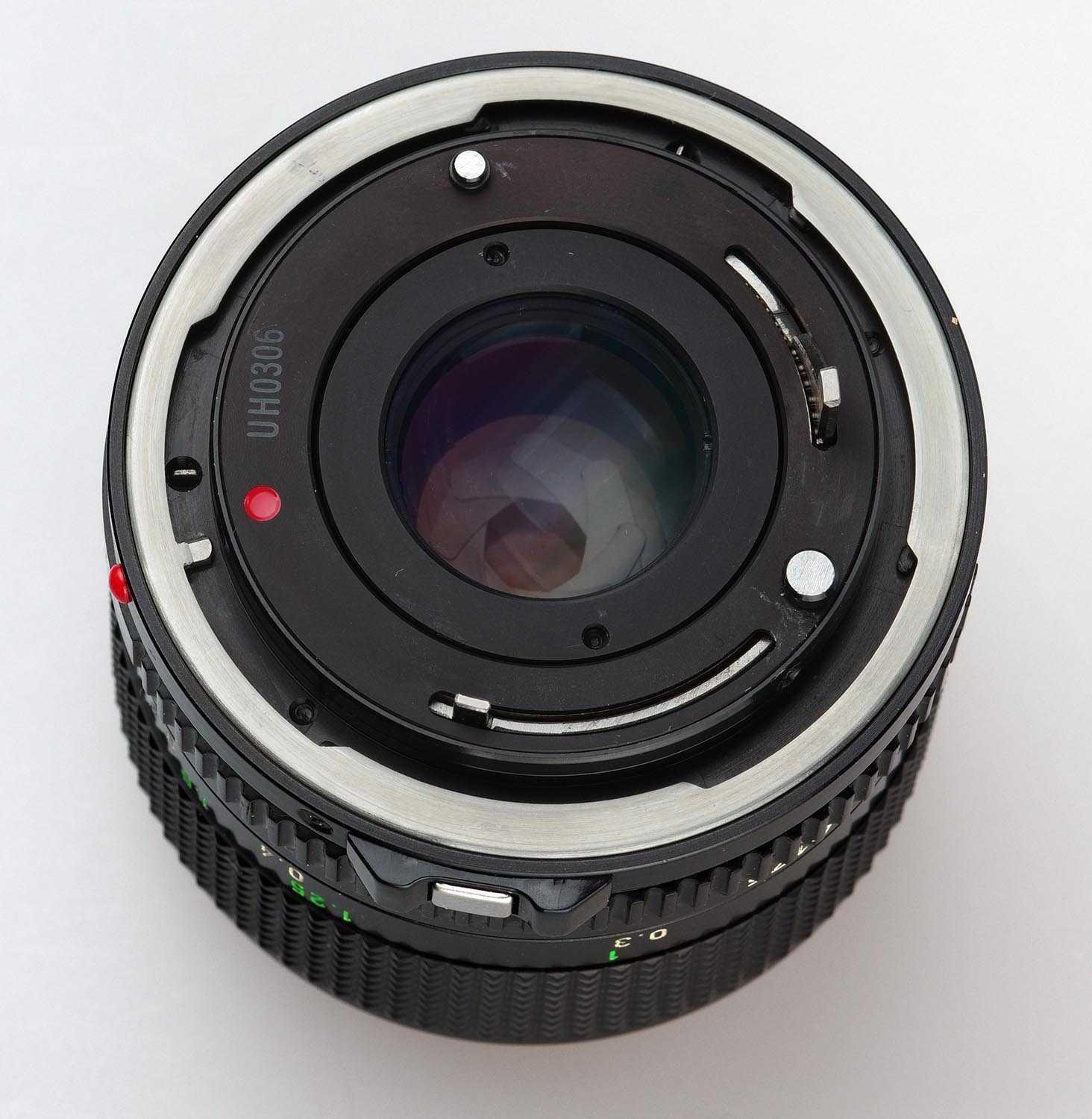 Canon 35/2 FDn якісний мануальний світлосильний ширококутник від Canon