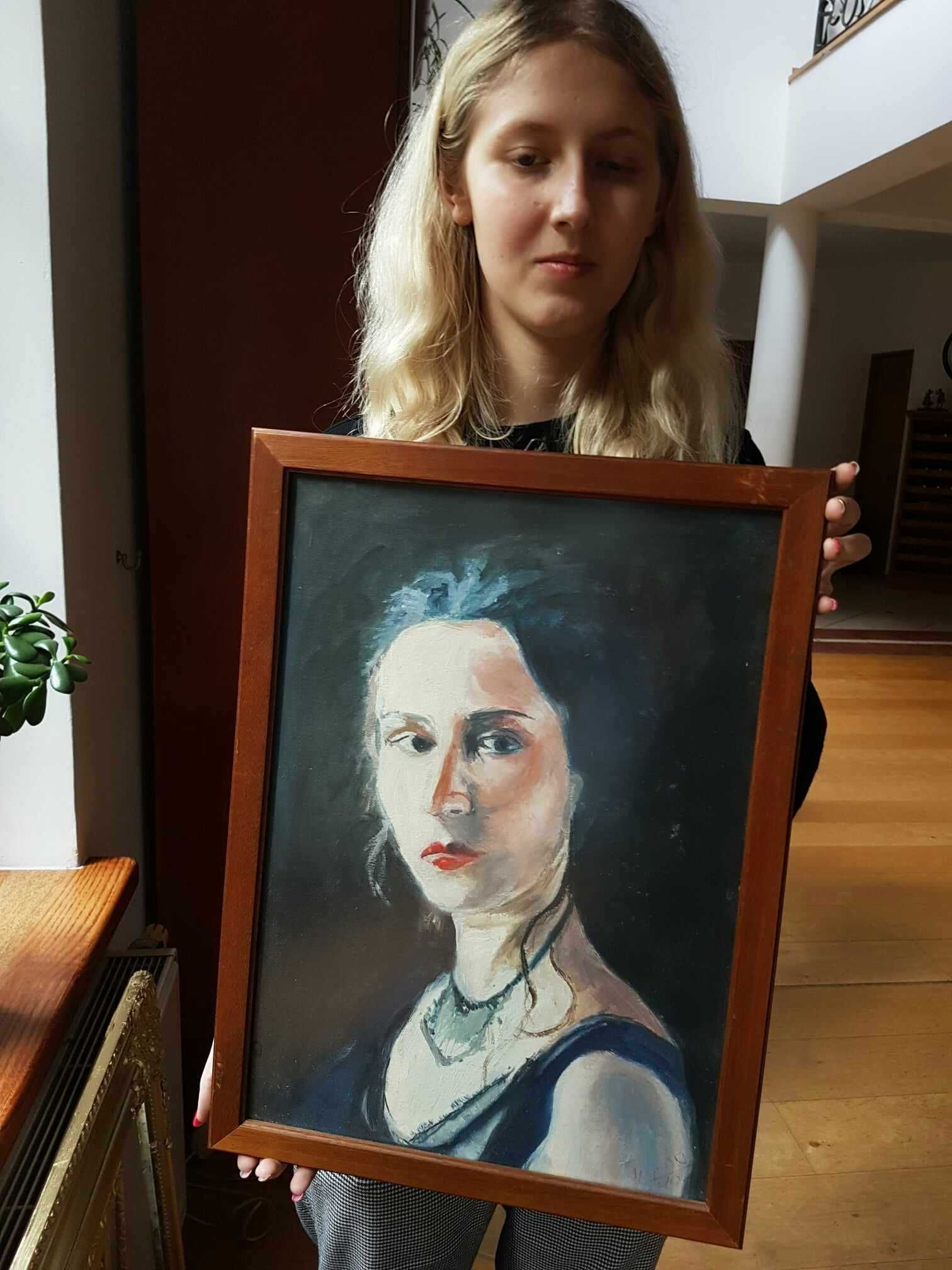 Obraz reprodukcja "Portret Kobiety - Kora" w ramie za szybą 35x47cm