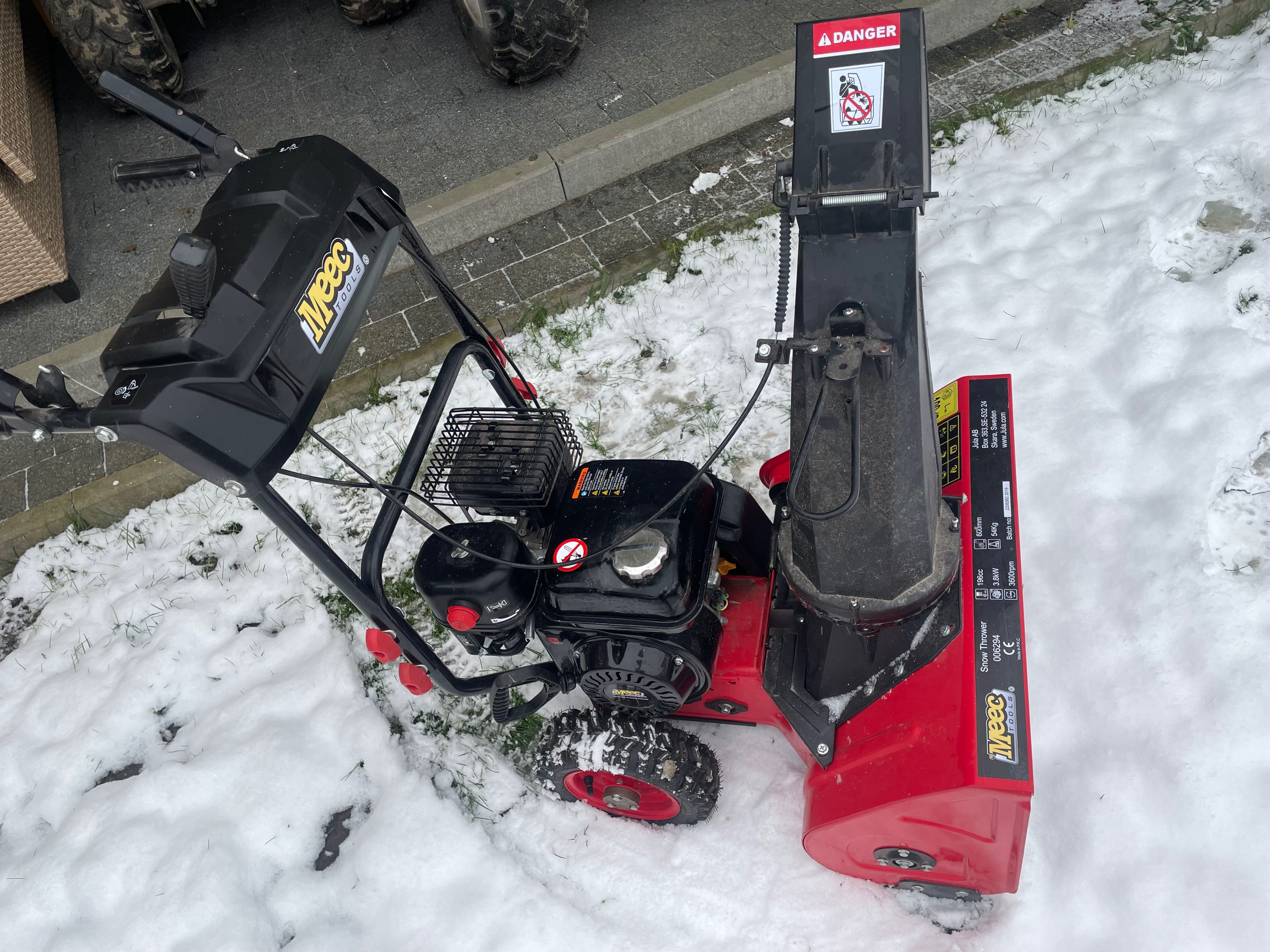 Odsniezarka MEEC 3.8KW z napędem. Jak nowa