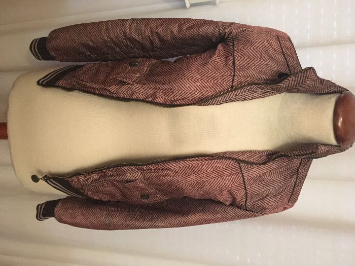 Kispo / Casaco da Pull & Bear com capuz