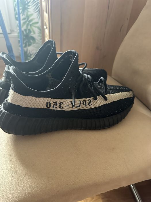 YEEZY 350 Oreo size 48