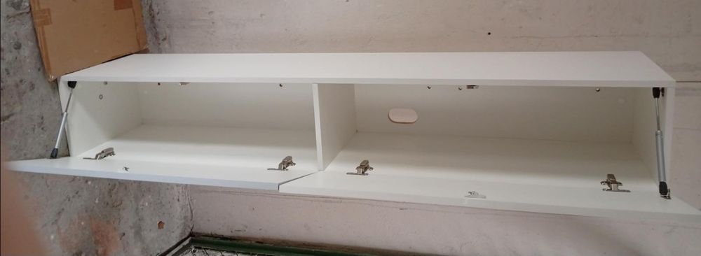 szafka pod telewizor biała na polysk