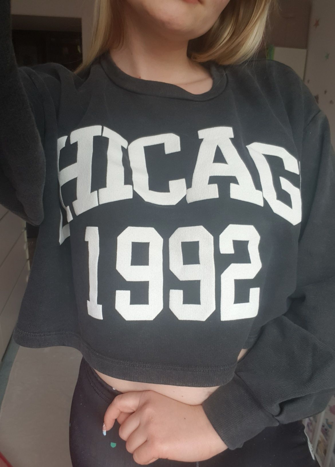 Bluza pieces Chicago 1992 crop krótka czarny nowa z metkami S na lato