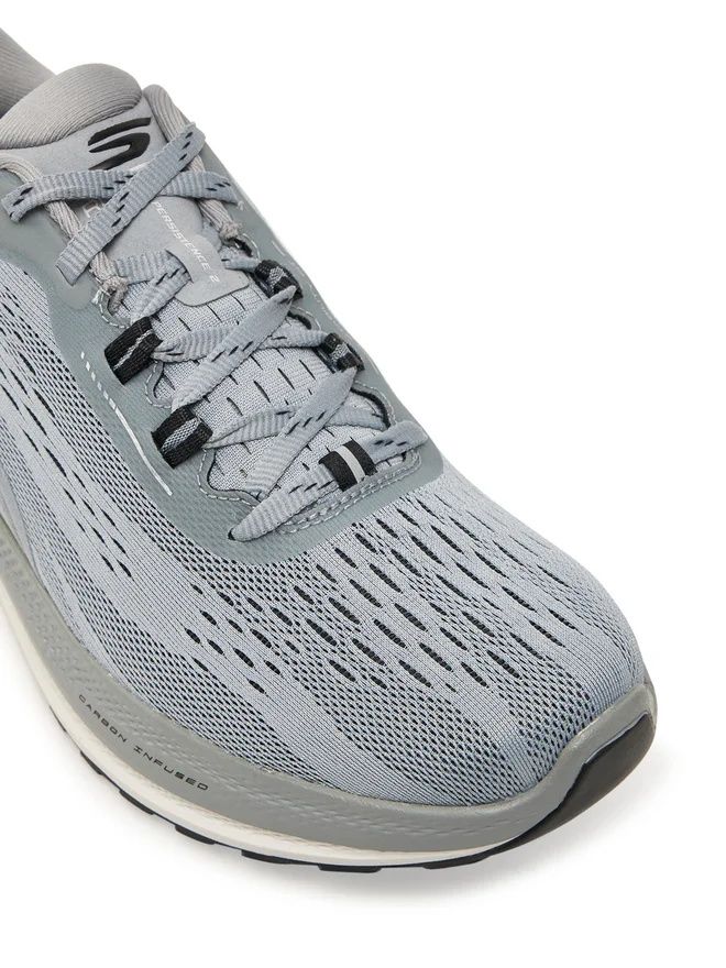 Кросівки для бігу Skechers  
GO RUN Persistence 3