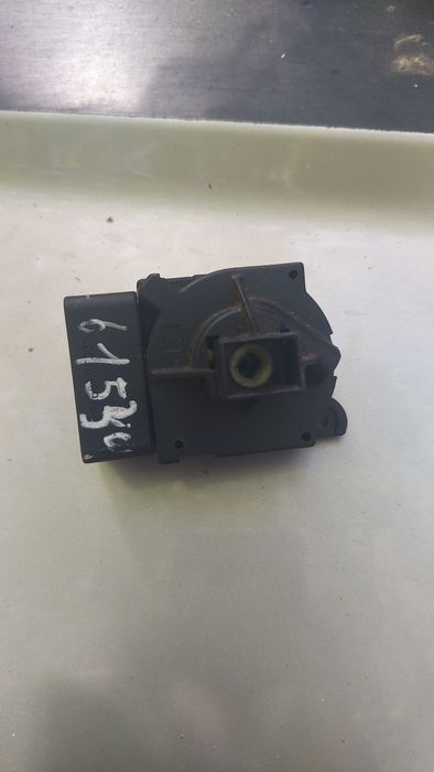 Продам контактну групу замка запалювання Jeep grand cherokee 3.1 tdi