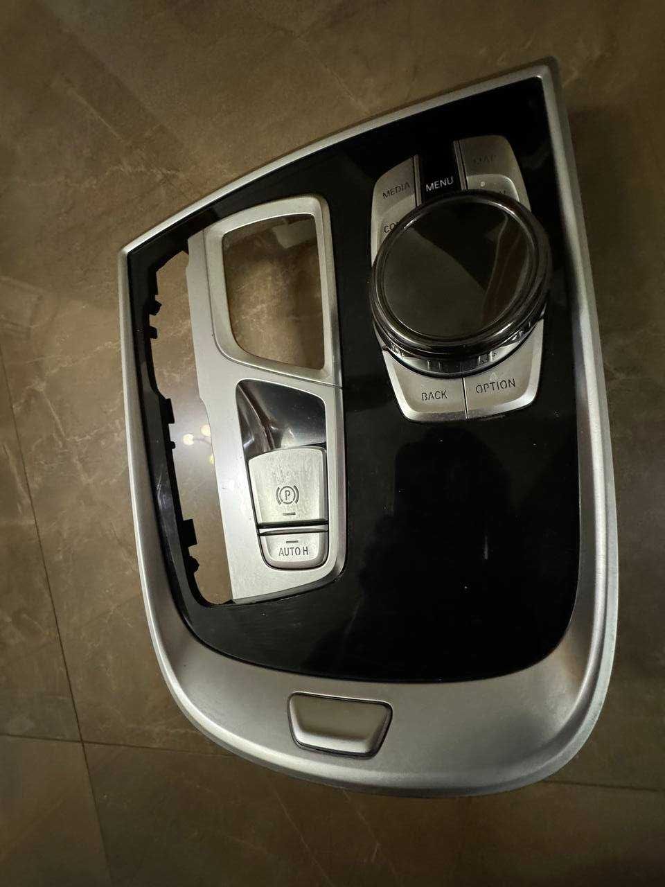 Накладка Центральної Консолі до BMW 7-Series G11, G12