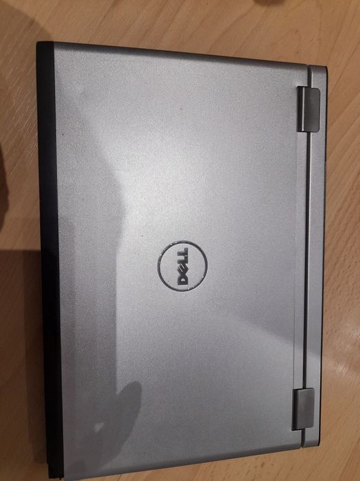 Dell Vostro v13 Dell Vostro v13