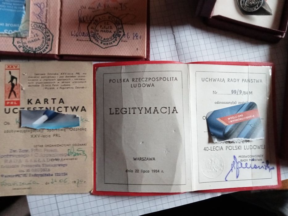 Stara odznaka odznaczenie Legitymacja 2RP i PRL Syrenka Warszawska odz