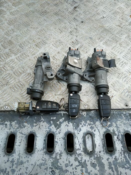 Audi A4 B7 A3 8P kluczyk stacyjka klamka kluczyki części