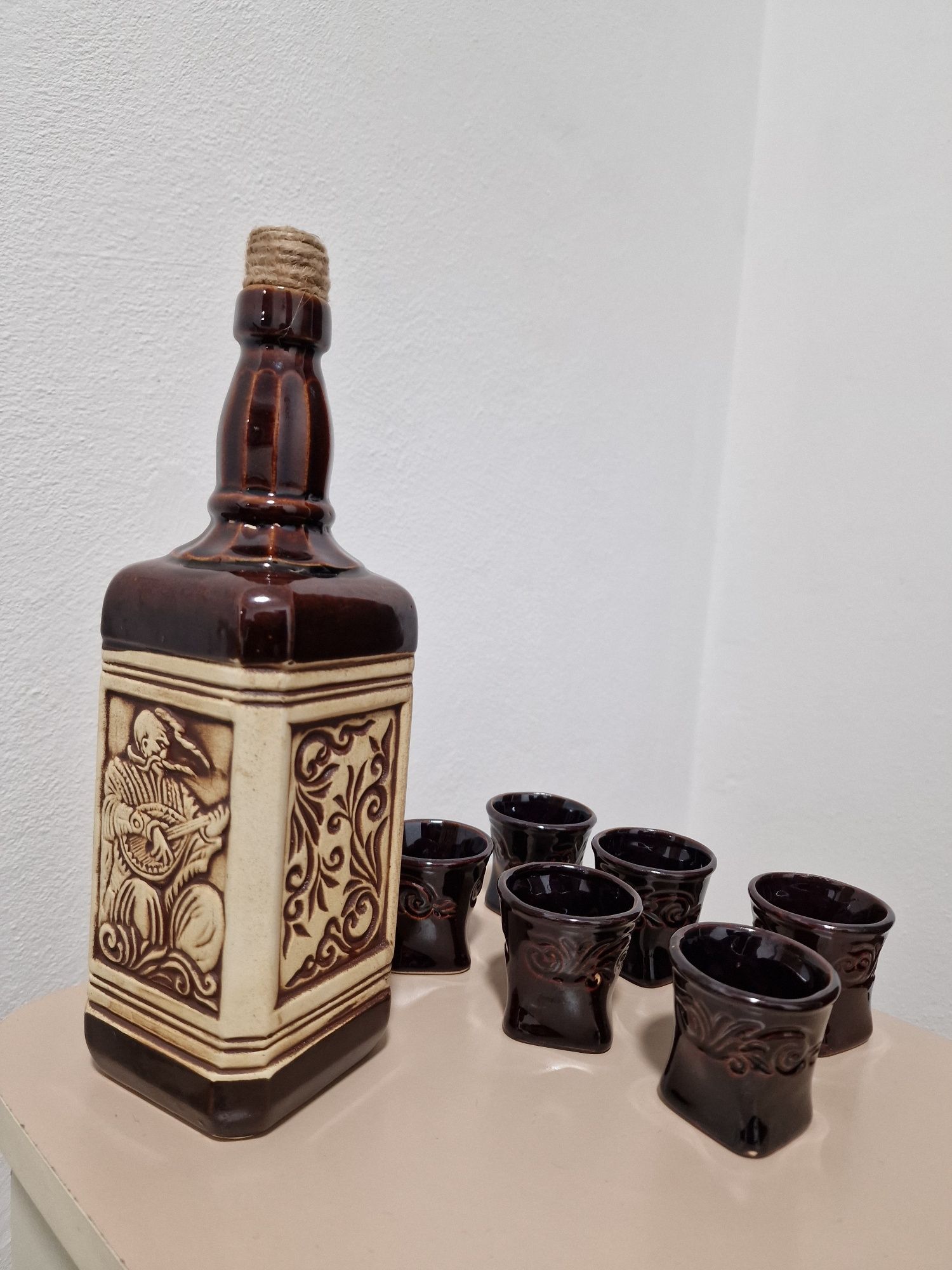 Набір пляшка 0,5л та рюмки 6шт