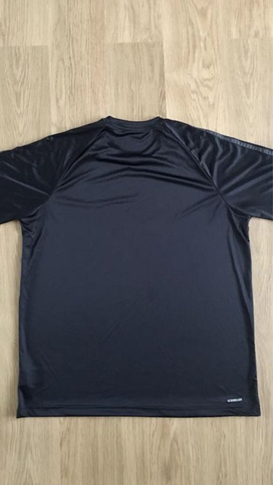 Футболка   Adidas XL