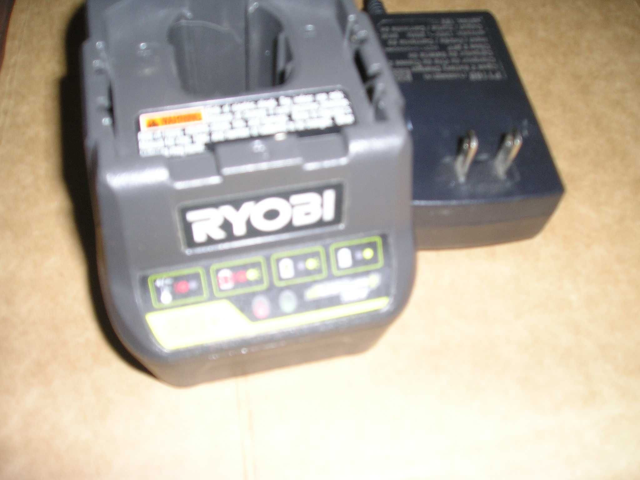 зарядка RYOBI ONE+ P118B оригинал США 120V