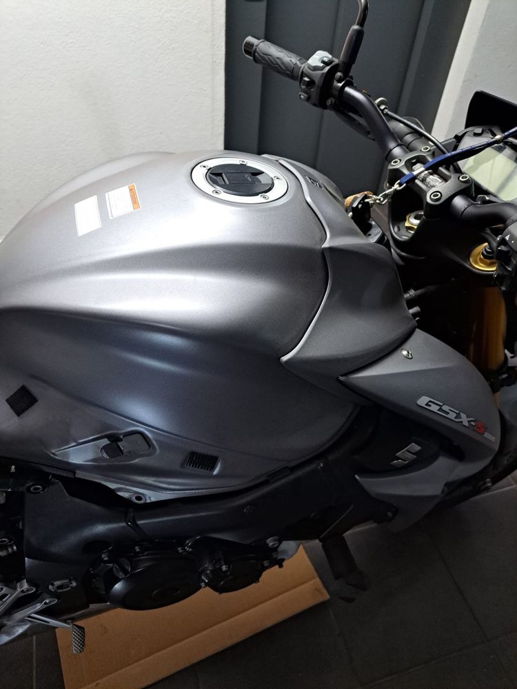 Suzuki GSX S1000
