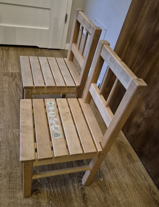 Ikea krzesełka dziecięce drewniane
