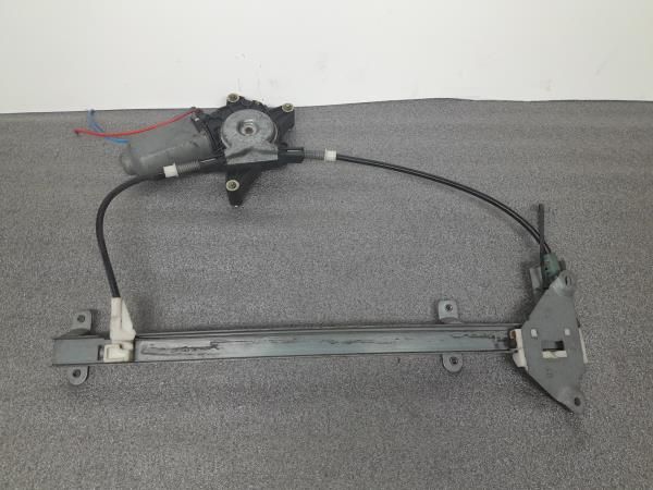 Elevador vidros trás esquerdo NISSAN Primera Sedan (P11)