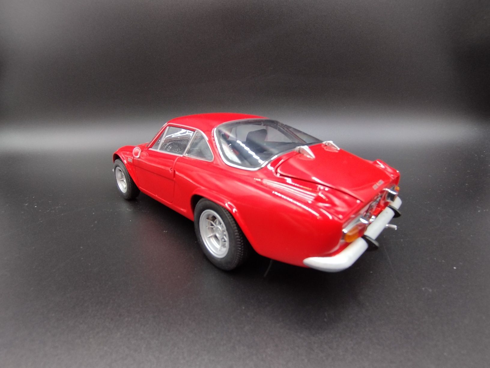 1:18 KYOSHO 1973 Alpine A110 Renault 1600 S Red model nowy
