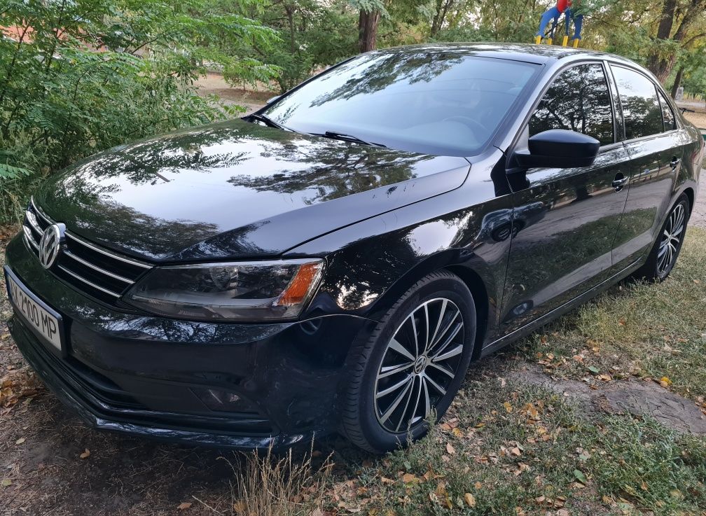 Авто Volkswagen Jetta sport 2016
