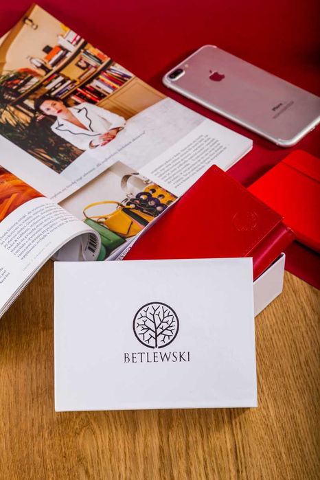 BETLEWSKI Portfel Damski Czerwony Skóra Naturalna Na Karty Dokumenty