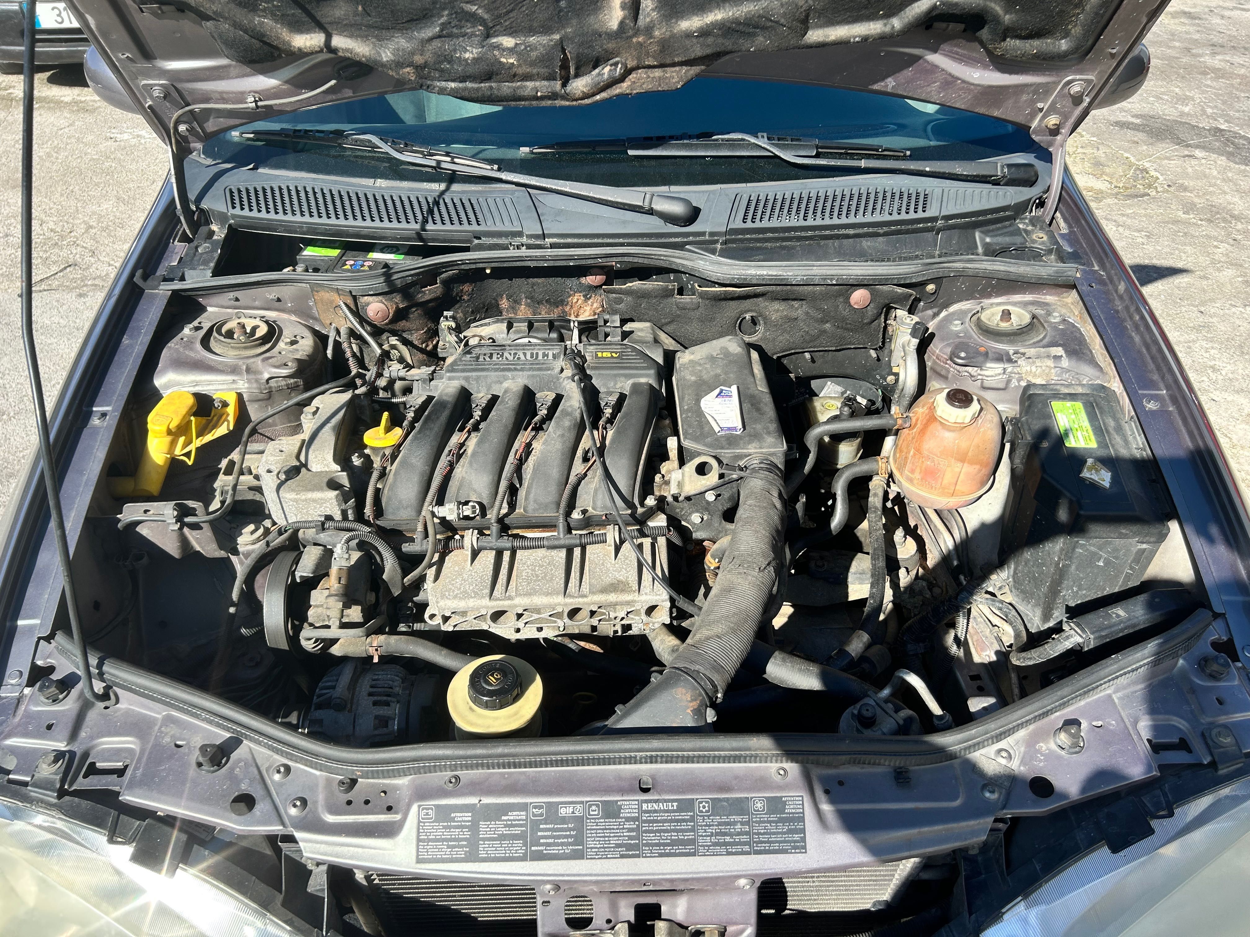 Vendo Carro RENAULT