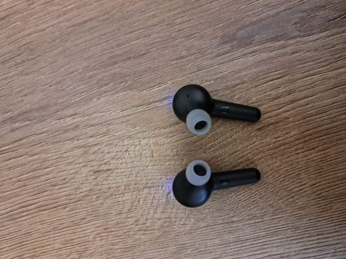 Słuchawki bezprzewodowe JBL 215TWS