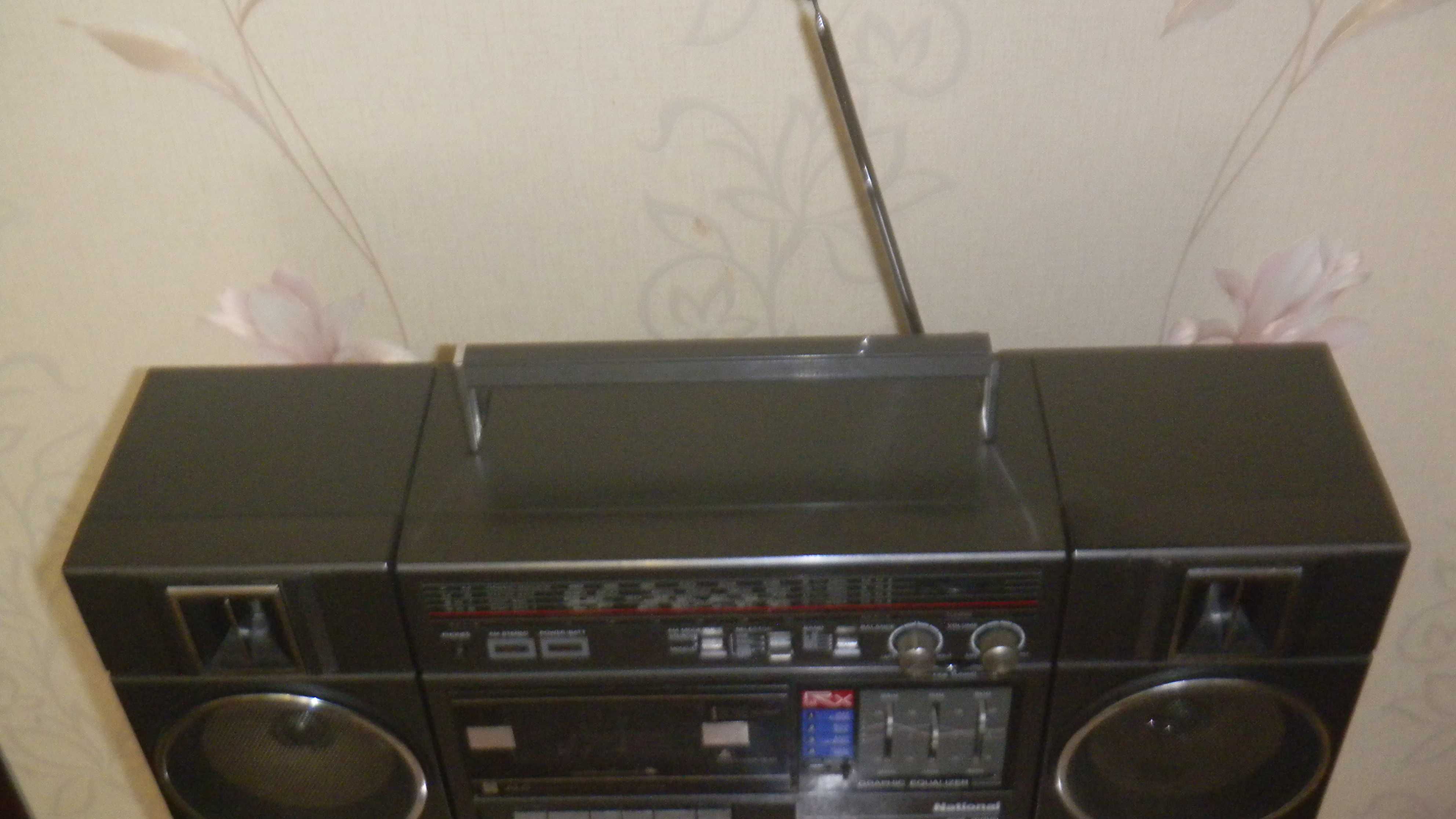 магнитолы National RX-C39 и JVC PC-W35