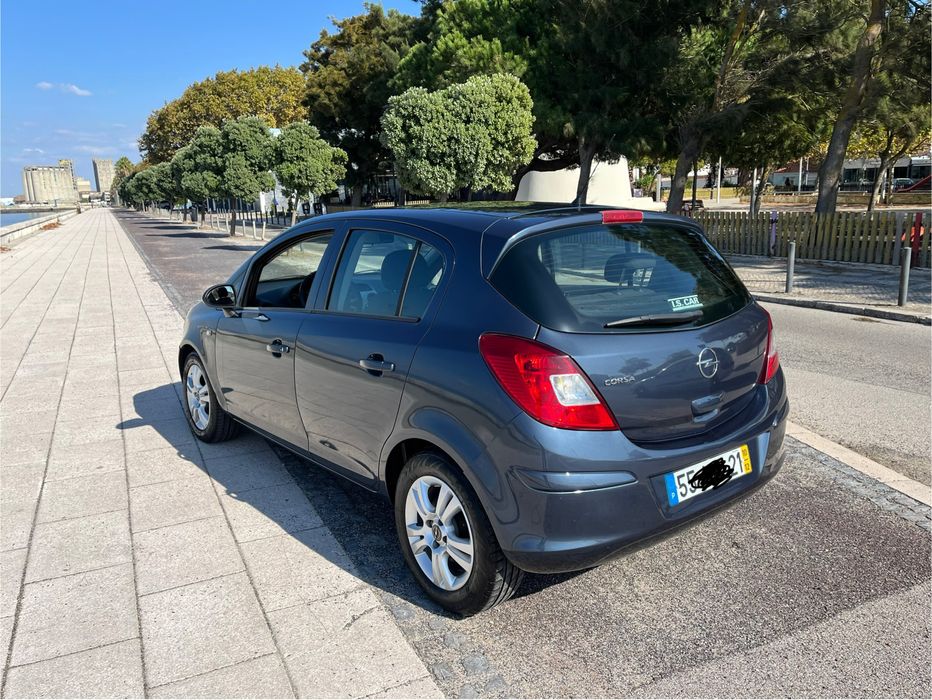 Opel corsa 1.2 enjoy